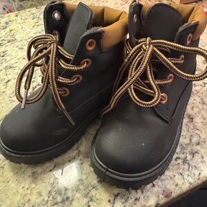 Kids Black and Tan Boots
